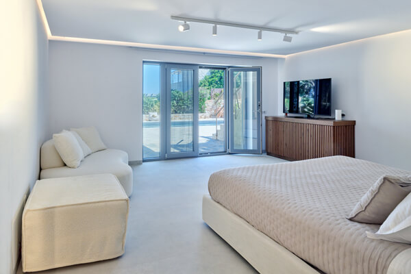 anassavillaparos23b