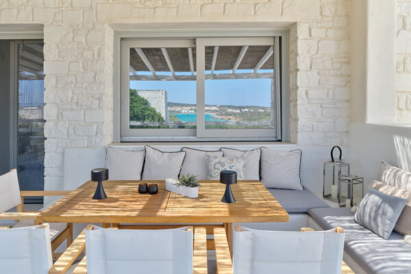 anassavillaparos39b