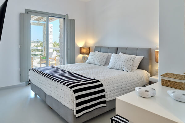 anassavillaparos40b